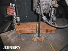 Employment of the clamp in joinery